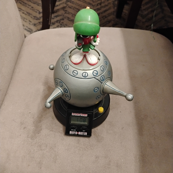 Alarm Clock - Picture 1 of 4